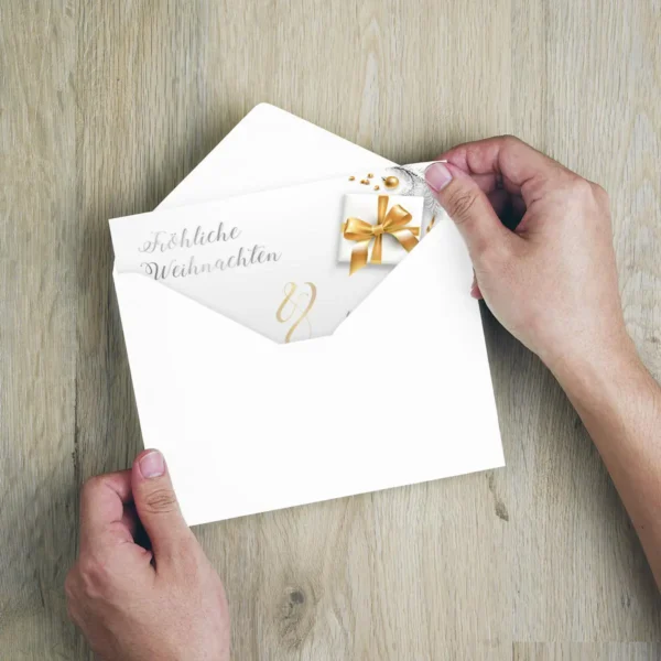1 edle Weihnachtskarte 12x18cm Klappkarte weiß / gold / silber Geschenkmotiv – Bild 6